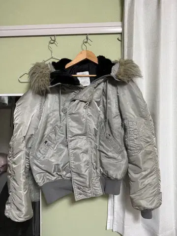 90s ALPHA INDUSTRIES N-2B L 실버