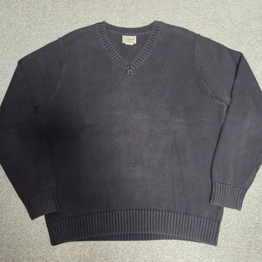 L.L.Bean 엘엘빈 빈티지 V넥 니트 L(100)
