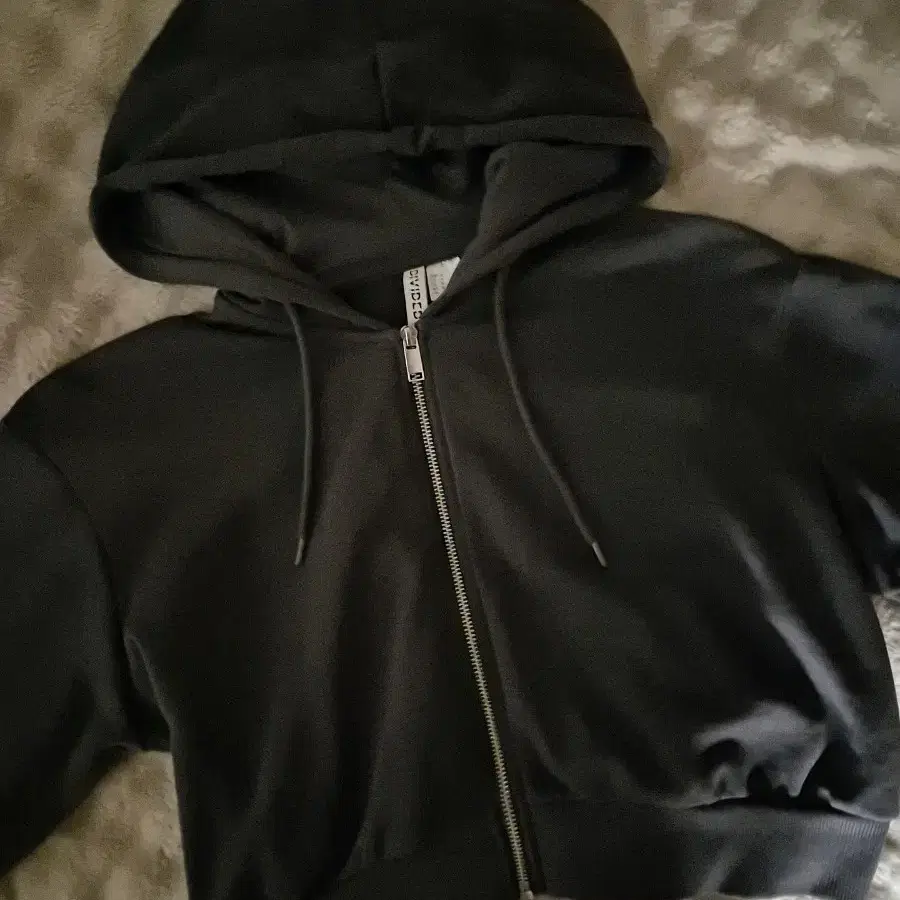 H&M 다크그레이 크롭 후드집업