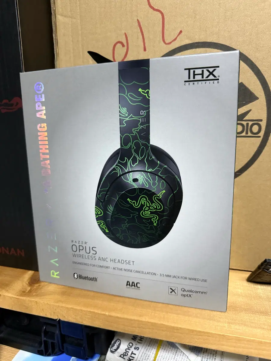 RAZER (레이저) X BAPE (베이프) 콜라보 카모 무선 헤드셋