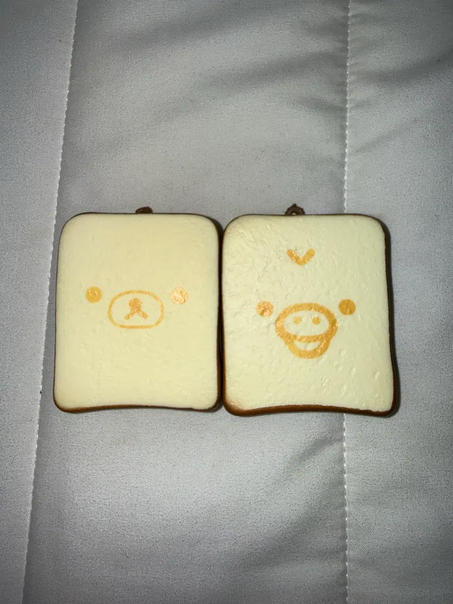 리락쿠마 키이로이토리 식빵 스퀴시 키링