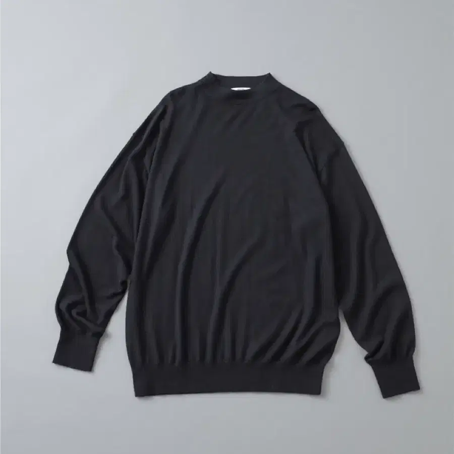 bodhi cashmere superlight cashmere mock darknavy