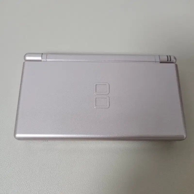 닌텐도 ds라이트 lite 메탈릭 로즈