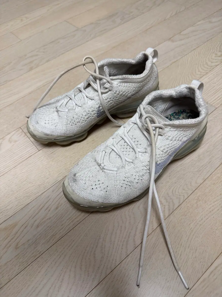Nike running shoes size 235