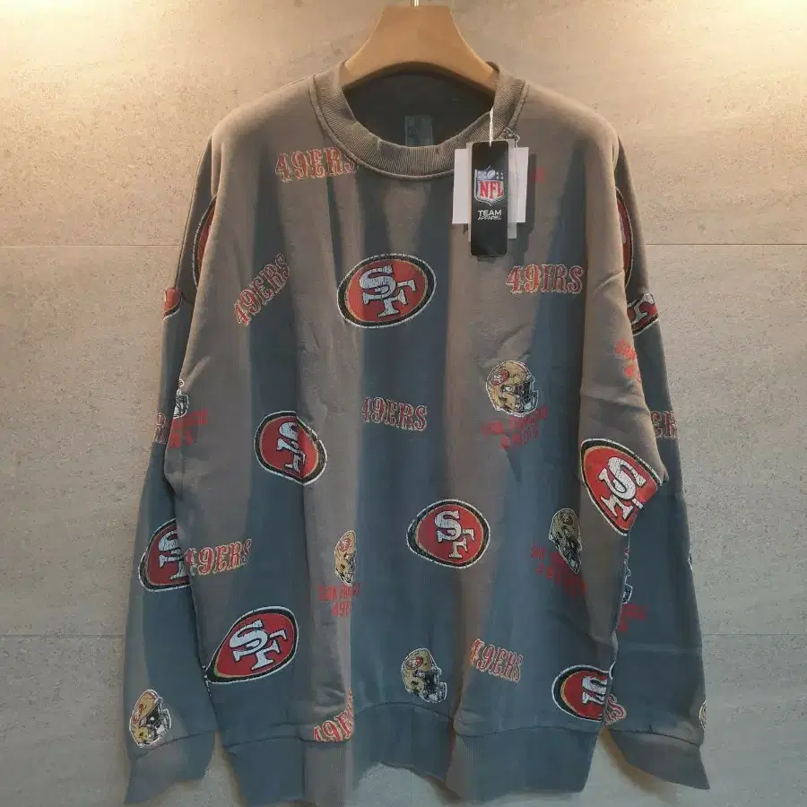 NFL 49ers. 올오버. 맨투맨 그레이.