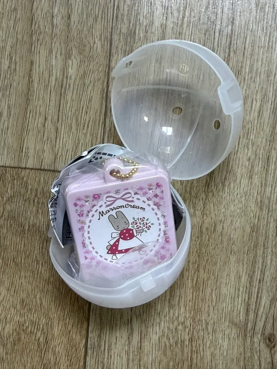 산리오 쿠키캔 미니어처 참 키링 가챠 마론크림