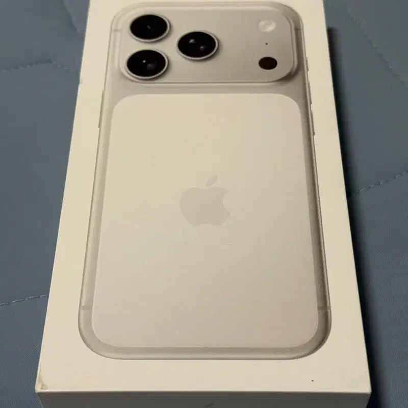 아이폰17프로 256GB 실버 자급제 미개봉 새상품