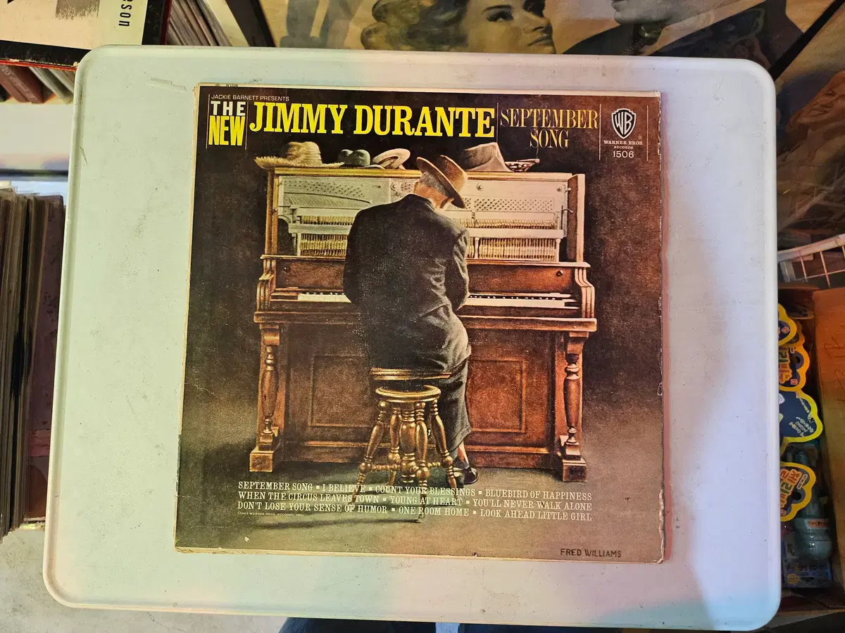 지미 두란테Jimmy Durante가 바로 직전 해인 1963년에 발표하여 평단과 대중의 엄청난 찬사를 받았던 명반 September Song의 오리지널 미국반 LP