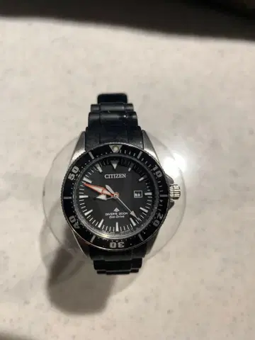 CITIZEN Eco-Drive 다이버 워치 200m