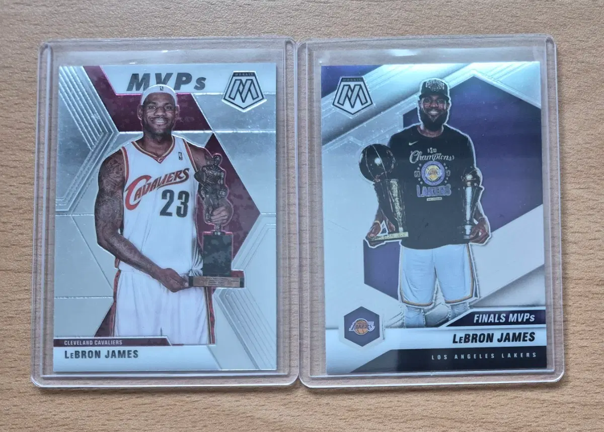 NBA 파니니 모자익 르브론 제임스 MVP카드 2장랏 판매합니다.
