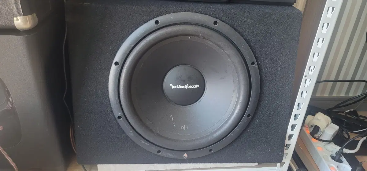 Rockford Fosgate R1스피커