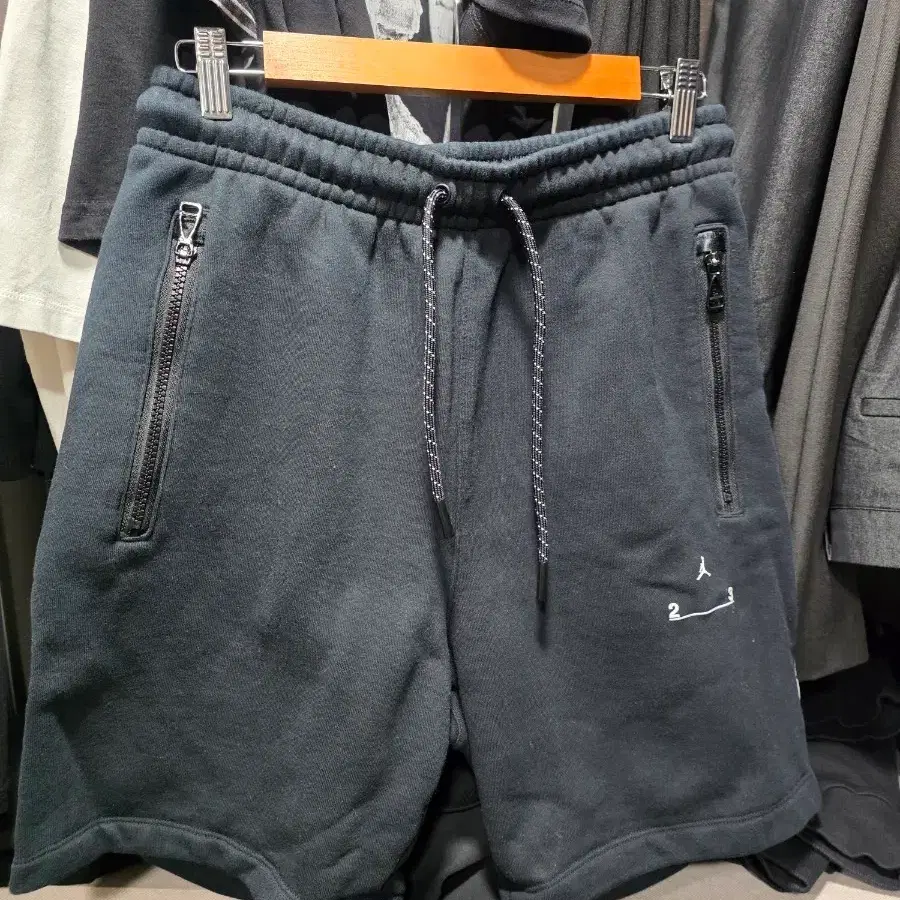 조던 남성 반바지 m사이즈
