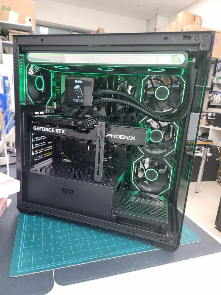 하이엔드 고사양 pc 7800x3d/5070ti/32ram/1t