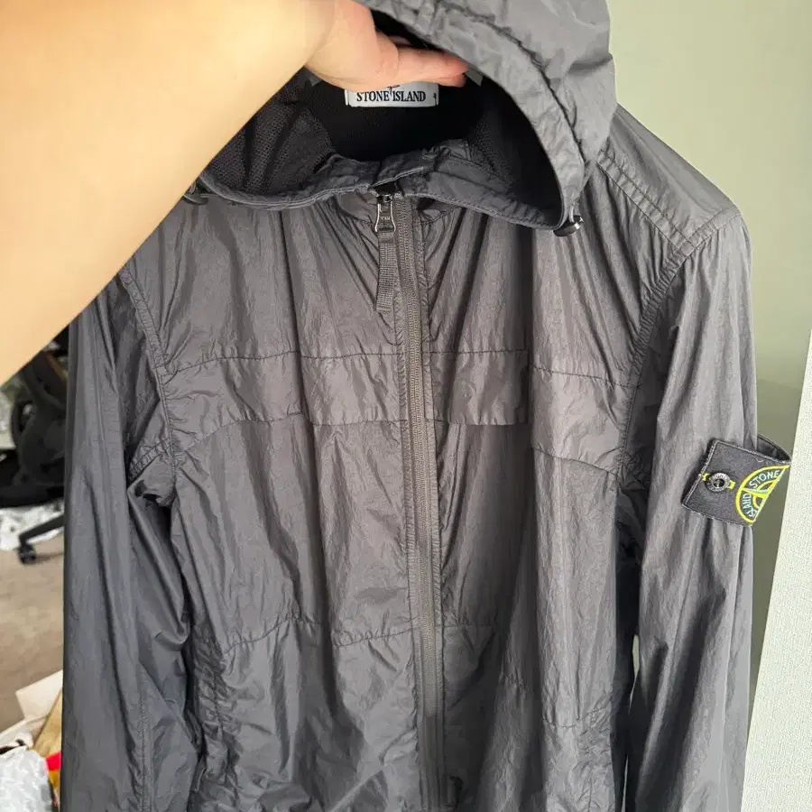 24ss 스톤아일랜드 크링클랩스 자켓 S 블랙