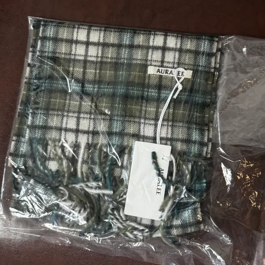 26aw 오라리 체크 머플러 그린, 브라운