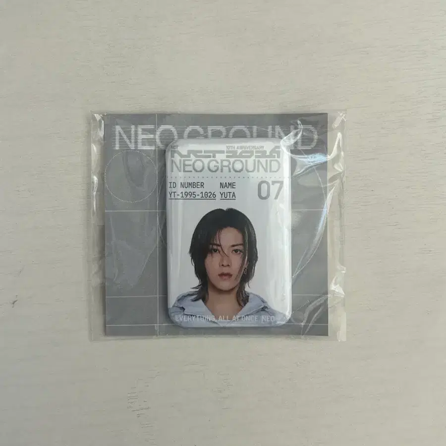엔시티10주년 네오그라운드 nct127 유타 뱃지