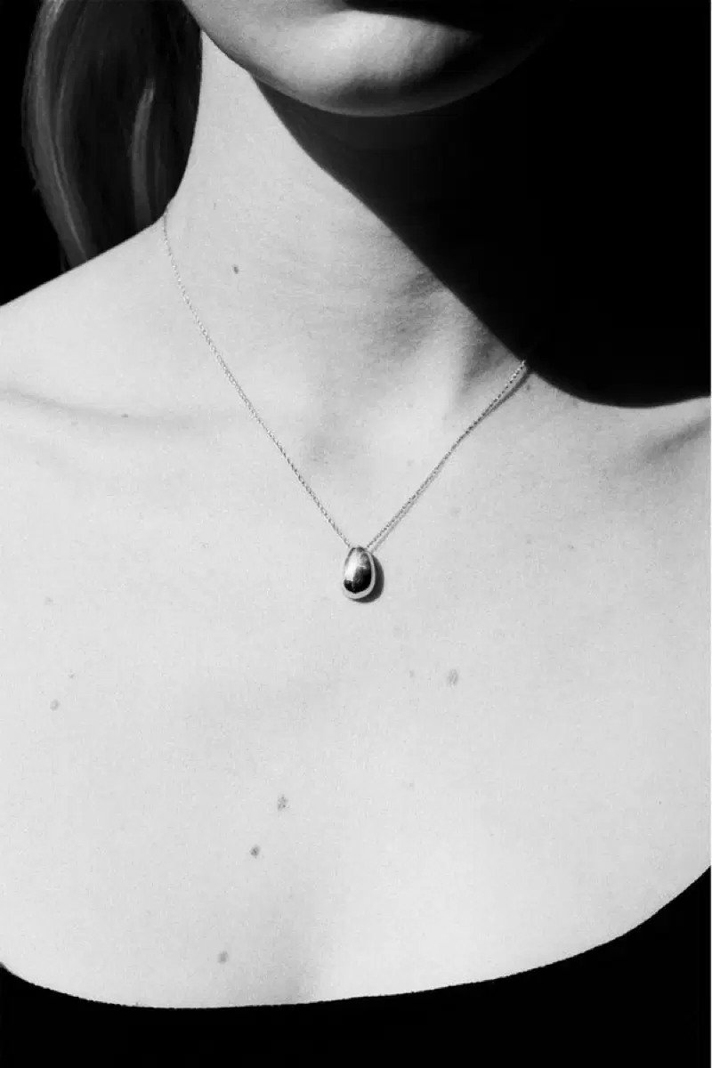 Sophie Buhai 소피부하이 타이니 에그 팬던트 목걸이