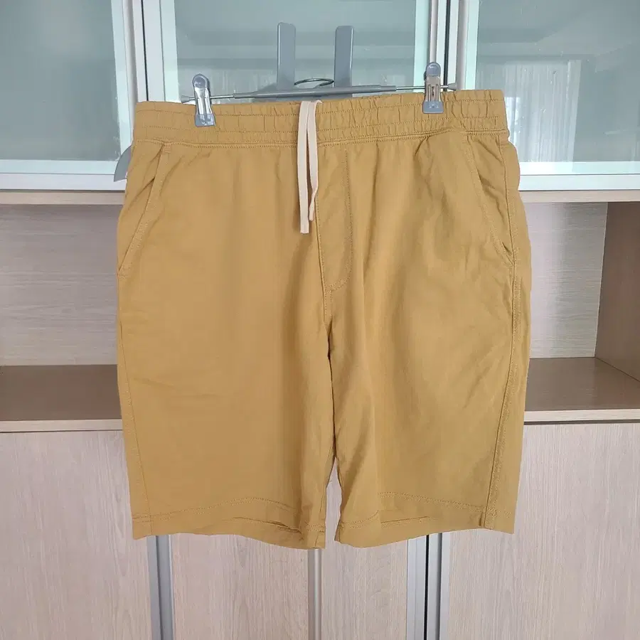 유니클로 워시저지 이지 쇼트팬츠 (옐로우)