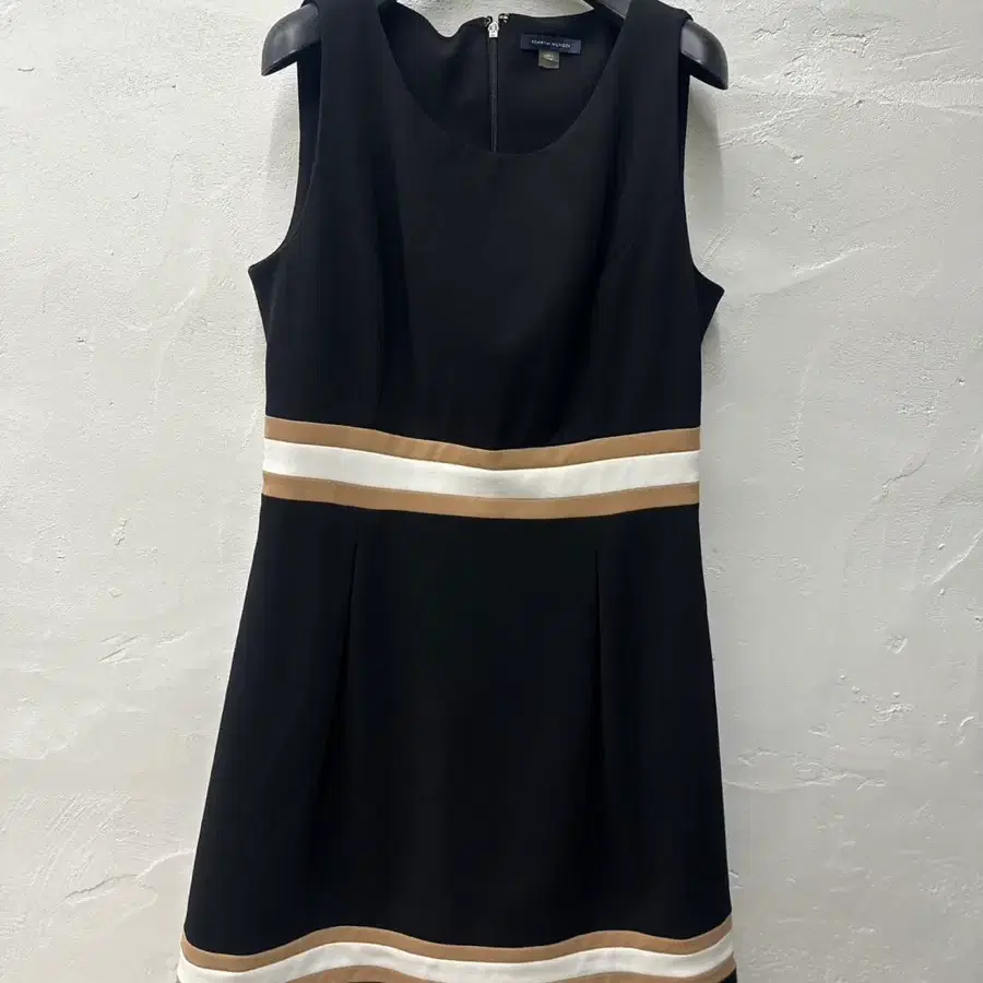 [상태최상] 타미(TOMMY) 원피스 여성 블랙 스판 민소매 F