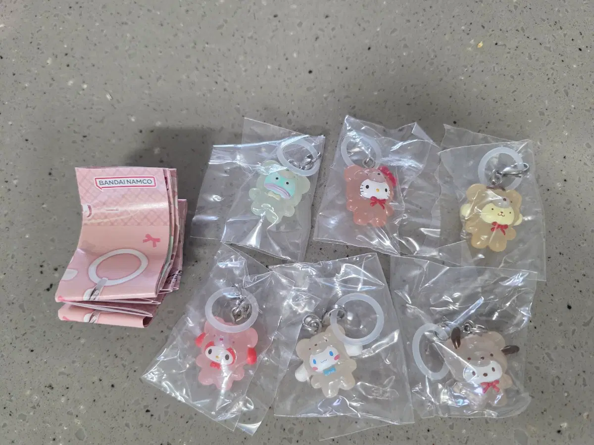 새상품 산리오 라떼쿠마 메지루시 가챠 풀세트