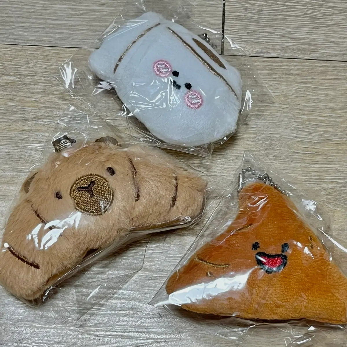 3종 일괄) 밤티 가챠 인형 팝니다 (빵 가챠)