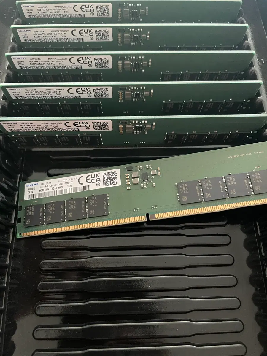 삼성 DDR5 16GB 5600 RAM 미사용 팝니다.