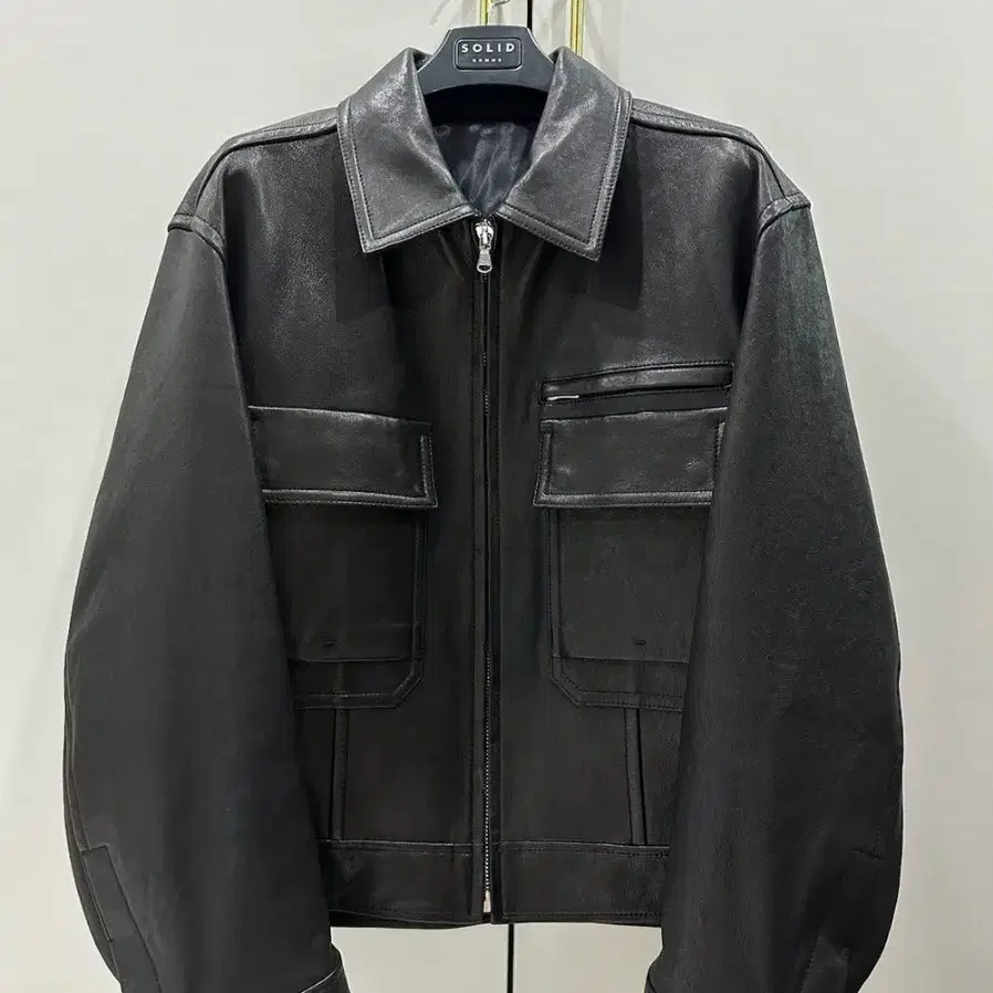 솔리드옴므 22fw 가죽자켓 46
