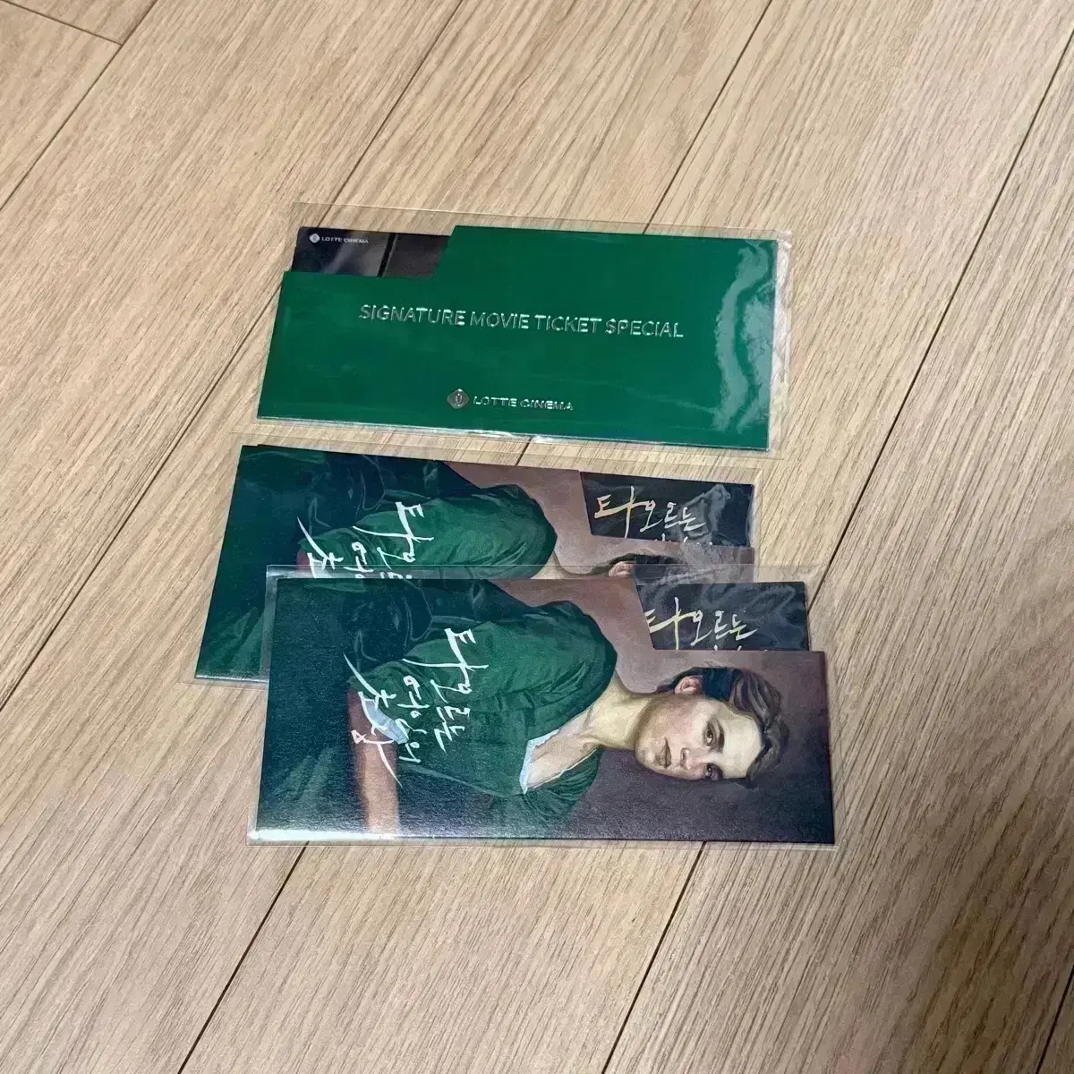 타오르는여인의초상 무비티켓 타여초 불초상 뱃지 포스터 엽서마그넷 영화굿즈