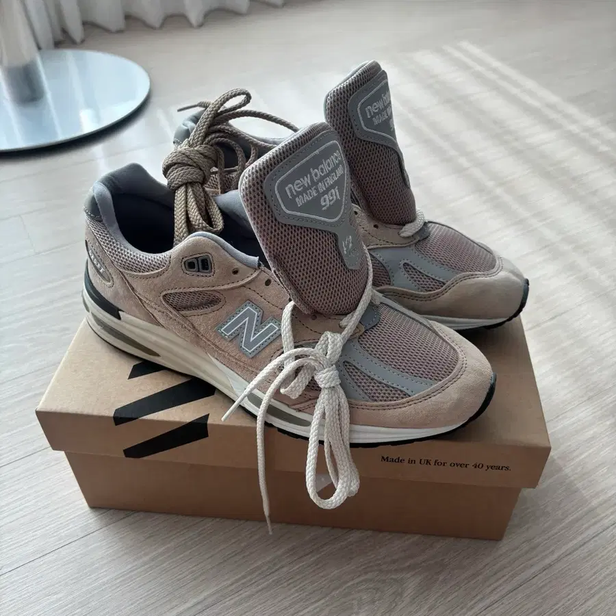(새상품) 뉴발란스 991V2 베이지 255