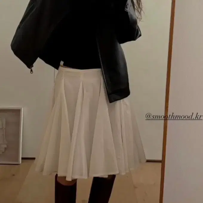 스무드무드 Arosa Flare Skirt 아로사 스커트