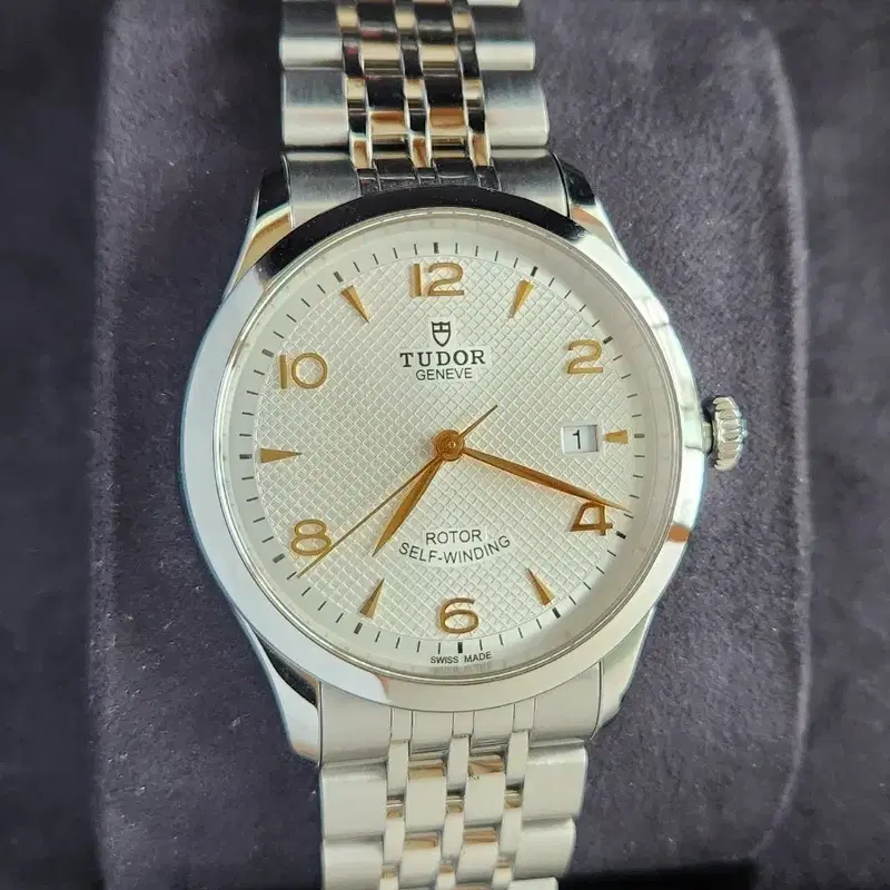 튜더 1926 오토매틱 골드핸즈 39mm 풀박스