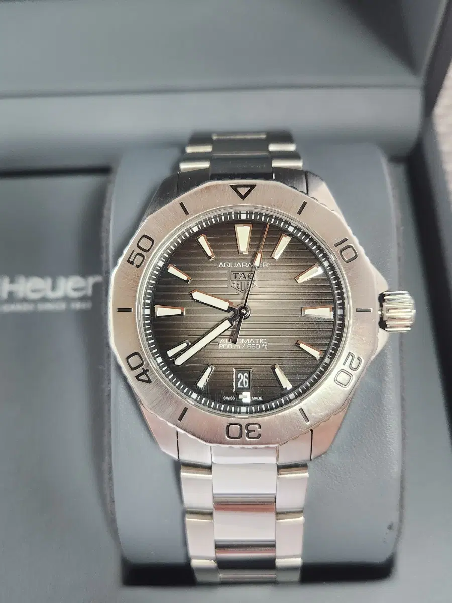 태그호이어 아쿠아레이서 프로패셔널200 오토매틱 40mm