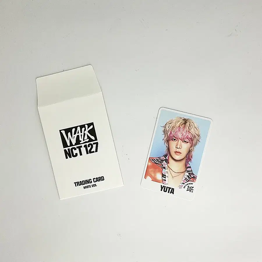 엔시티127 유타 워크온더비트 트레이딩카드 포토카드 화이트버전 NCT127 YUTA WALK ON THE BEAT PHOTOCARD WHITE_1