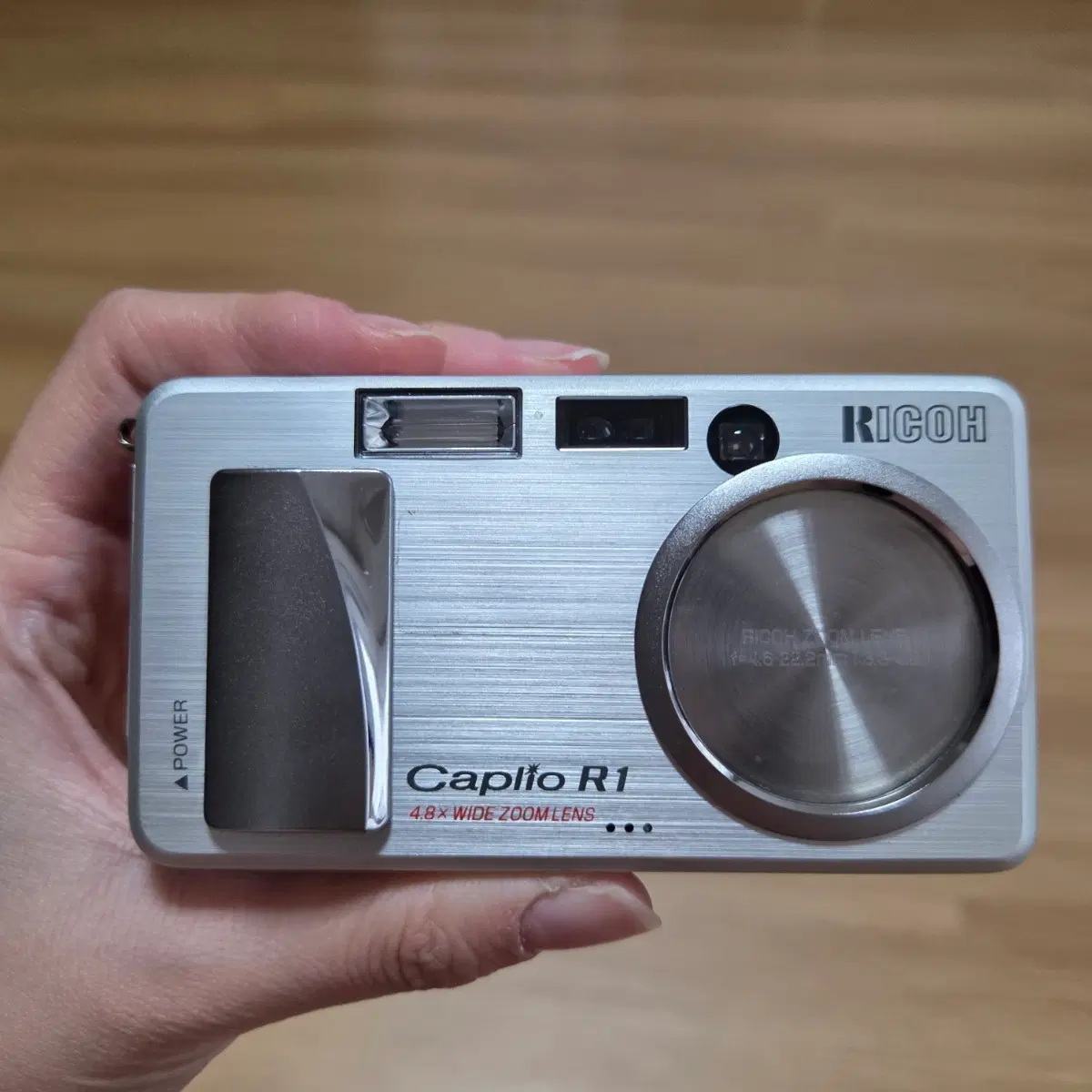 리코 카프리오 R1 카메라