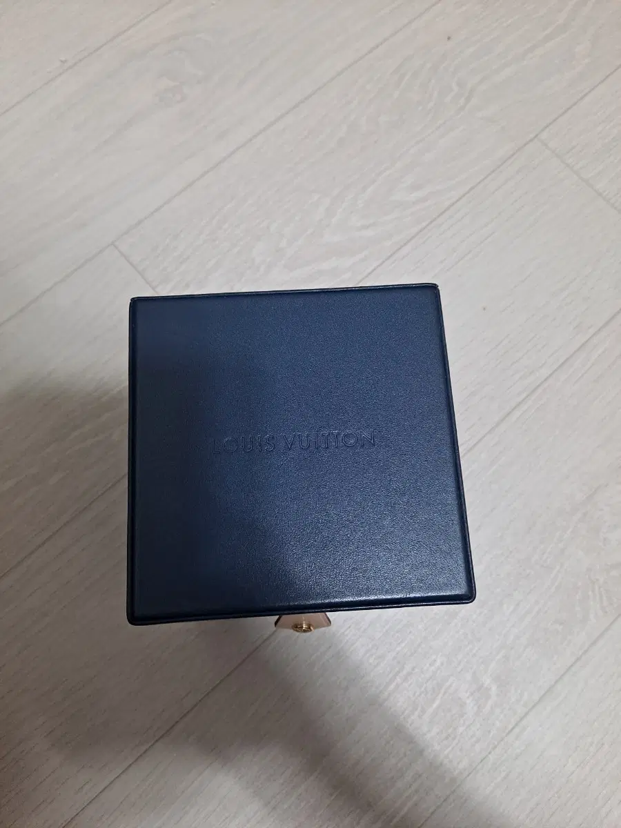 루이비통 여성시계
