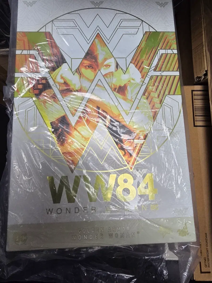 원더우먼 1984 골든 아머 원더우먼 피규어