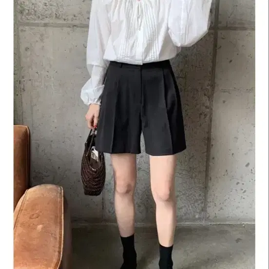 가내스라 투핀턱 버뮤다 팬츠 (블랙)