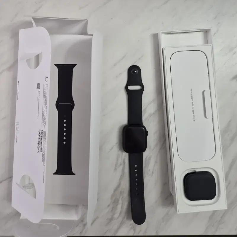 애플워치 10 GPS 42mm 제트블랙 알루미늄 Black Sport Band