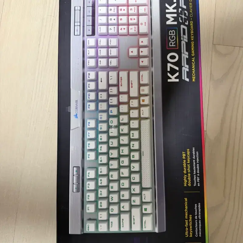 커세어 K70 RGB MK.2 SE 은축 팝니다