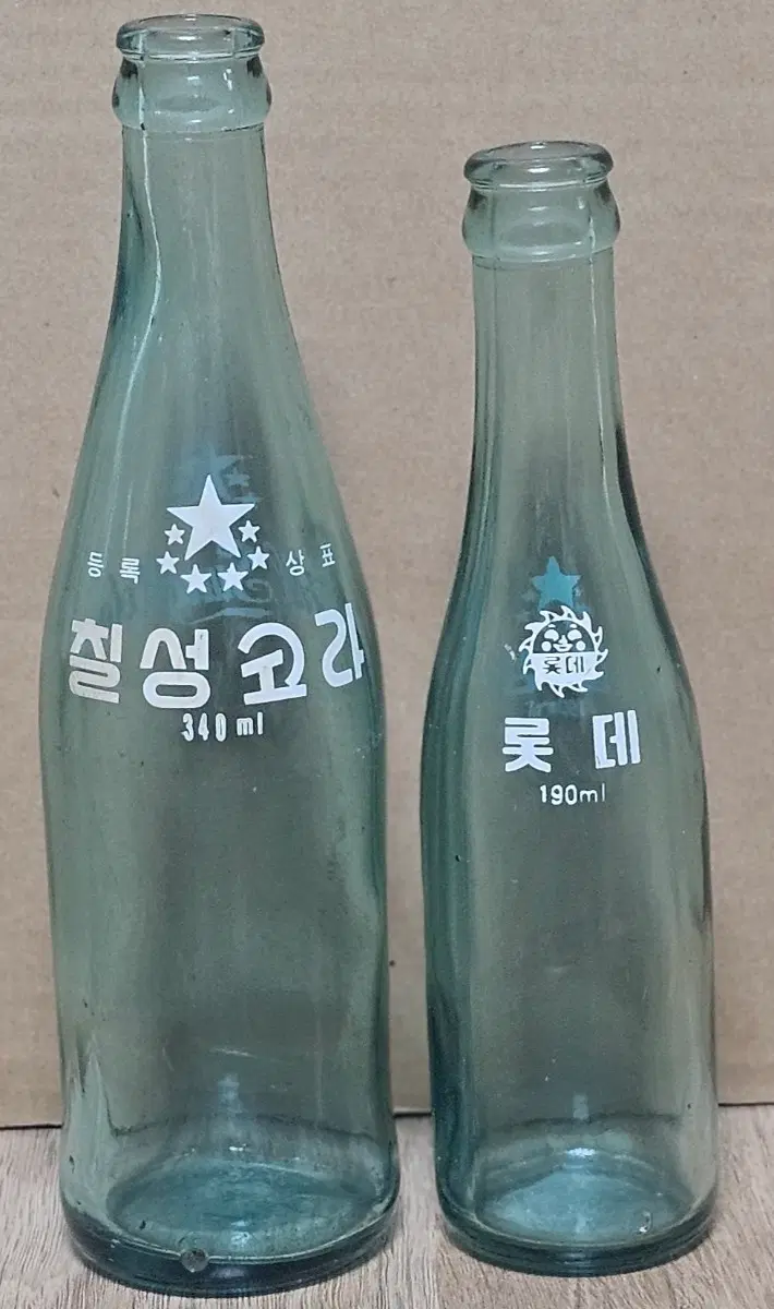 추억의 칠성 코라,사이다 유리병2개코라로 표기된 오래된 콜라 병희소가치가 있는 인테리어 물건