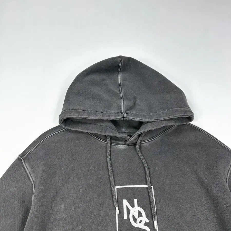 NOS7 피그먼트 차콜 후드티 (L)