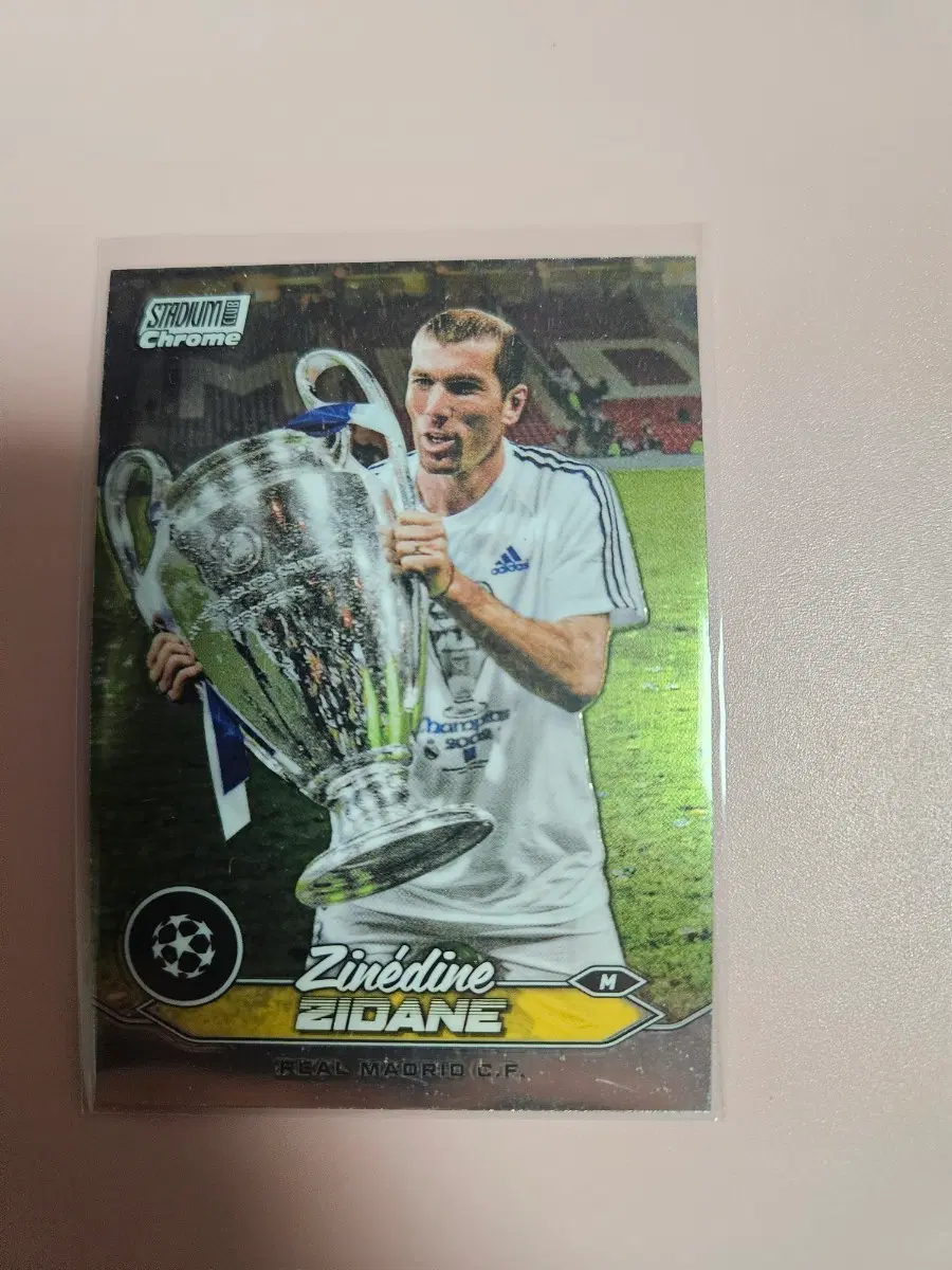 축구)지네딘 지단 2023 Stadium Club Chrome base