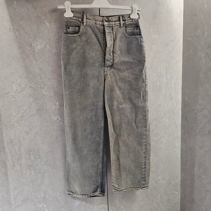 릭오웬스 다크 쉐도우 엔지니어드 워시드 크롭 데님 팬츠
