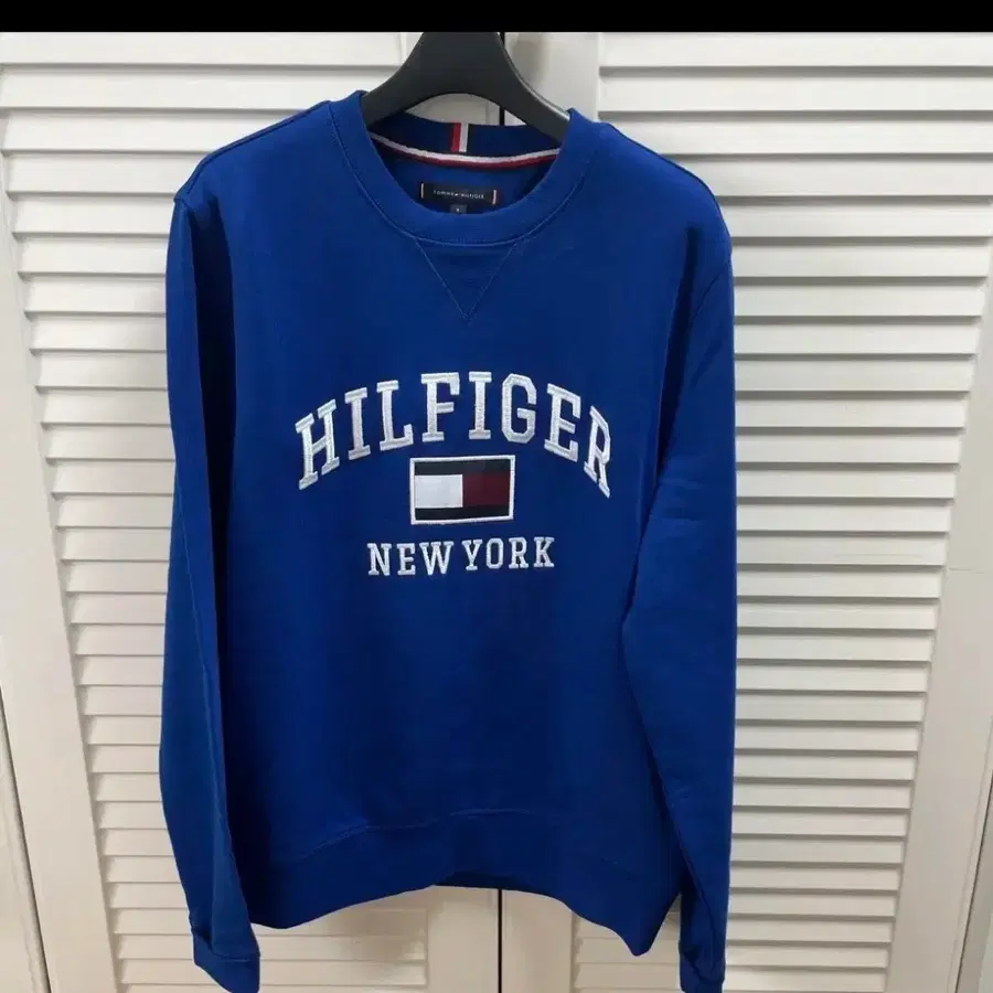 타미힐피거 맨투맨