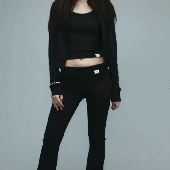 글로니 g classic rib flare pants