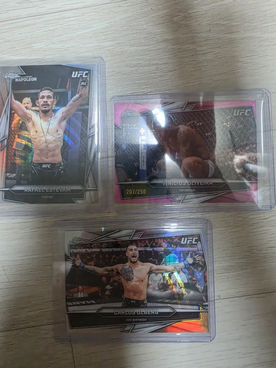 ufc 선수 카드 3장