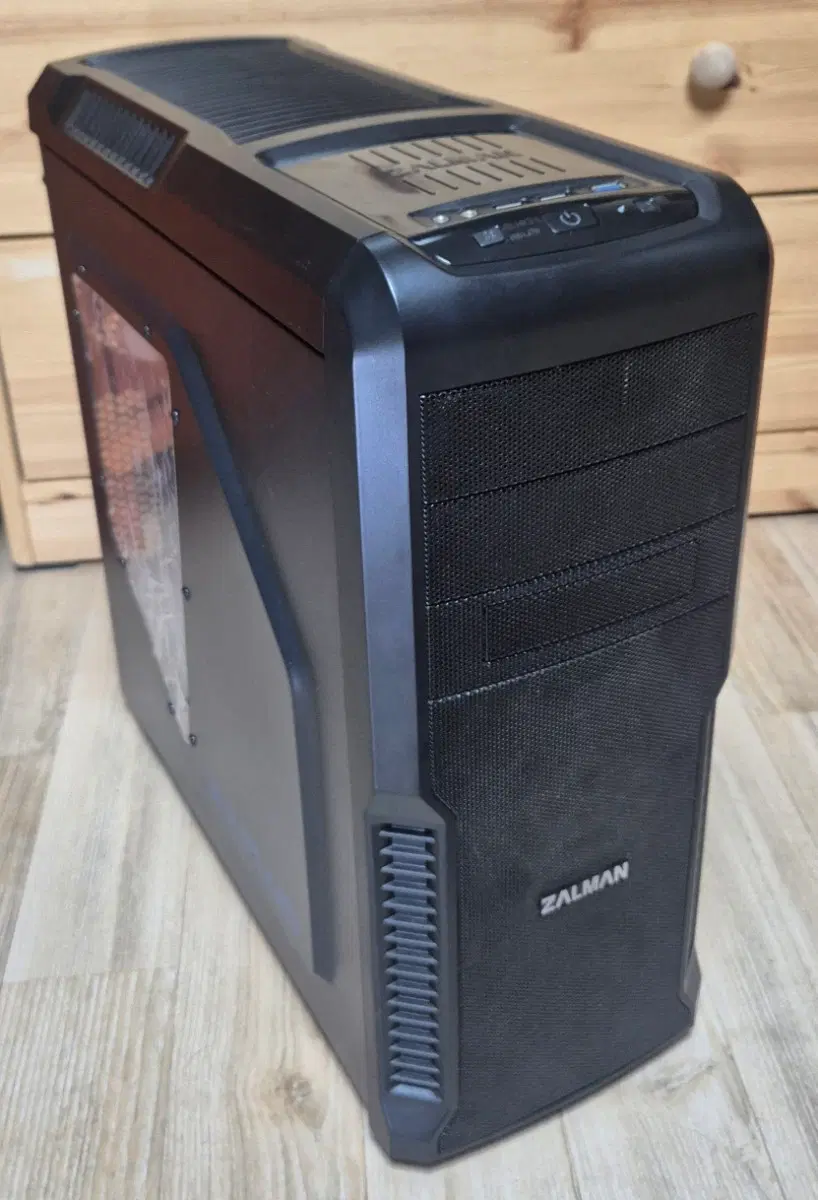 i5-3570 & GTX550Ti 본체