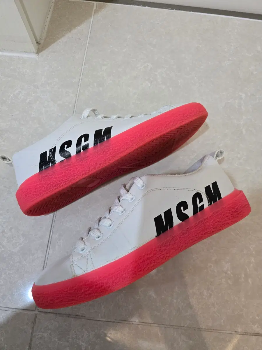 MSGM 키즈 스니커즈 36사이즈 화이트/핑크 운동화