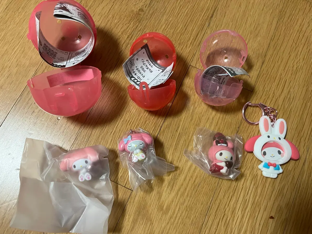 마이멜로디 가챠 일괄