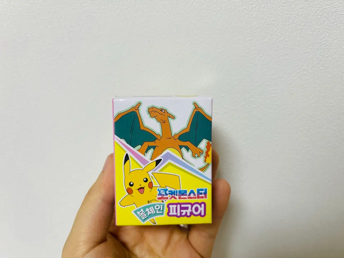 (새상품)포켓몬 랜덤 키링 팝니다